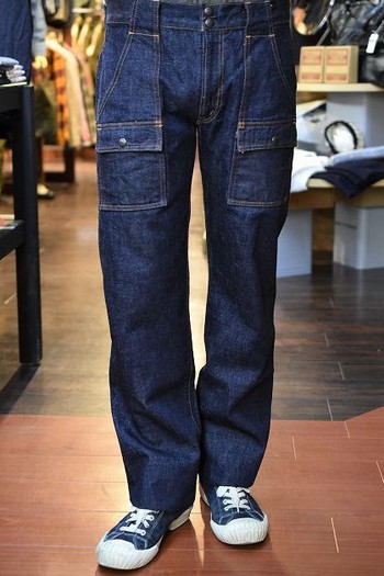 この1本　売れています!!　フルカウント　ブッシュパンツ