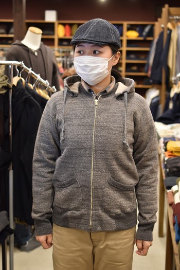 別注 デラックスウエア 後付けフルジップパーカー 予約開始とサイズの比較