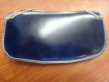 マニフォールドウォレット　OWA-17　コードヴァン（NAVY）