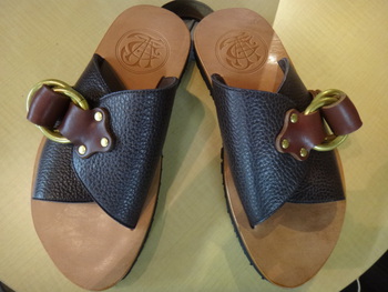 ジェラード  イーストリバー サンダル　在庫状況