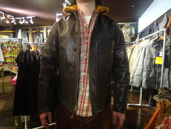 トイズマッコイ　N-1レザージャケット　再入荷