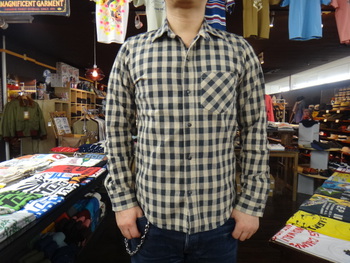 デラックスウエア　MONOCHROME SHIRT　品番WWS-22入荷　