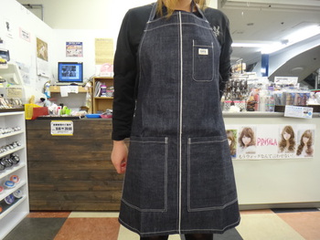 ウエス　エプロン再入荷