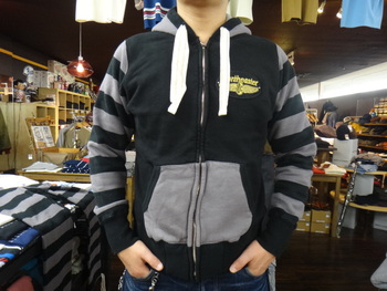 トイズマッコイ　BORDERED/SOLID FULL ZIP SWEAT PARKA　入荷
