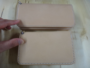 マニフォールド　定番ウォレット再入荷