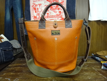 コリンボ　TRAPPER`S CARRYALL SMALL　入荷