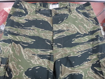 リアルマッコイズ　TIGER TADPOLE TROUSERS  入荷