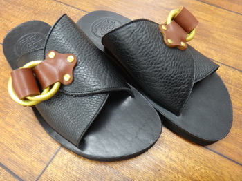 ジェラード　レザーサンダル　入荷