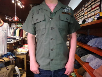 リアルマッコイズ　SATEEN　SHIRTS　/　PEACE HELL