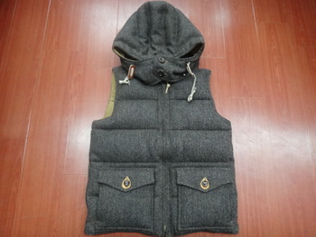 JELADO　HARRIS TWEED DOWN VEST 入荷