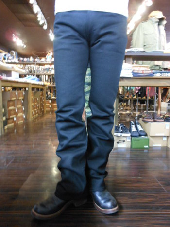 アイアンハート　黒鎧ブーツカット　21OZ　