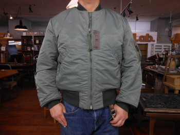 バズリクソンズ　MA-1″LION　UNIFORM　INC．″　入荷