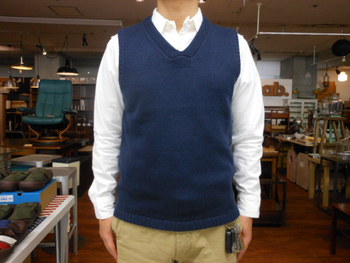 コリンボ　ALBANY WOOL VEST　入荷
