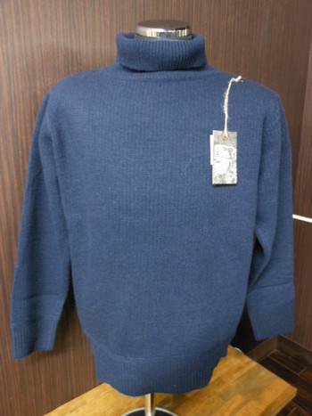 コリンボ　オブザーバーセーター　入荷