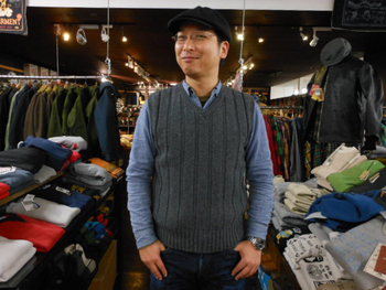 ジョングラッコー　The Cable Vest Charcoal Grey　ご紹介