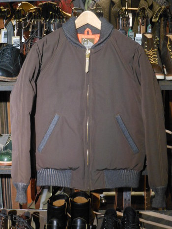 コリンボ　GENERAL DOWN JACKET 在庫状況