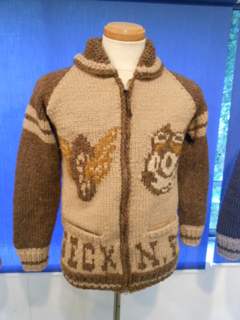 トイズマッコイ　COWICHAN SWEATER “BECK CAT MC”