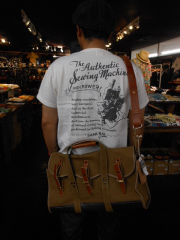 コリンボ　HINSON DOUGBOY’S SQUAD-SURPLUS BAG DUCKxLEATHER