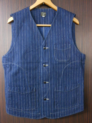ダリーズ　メンダーズベスト　再入荷