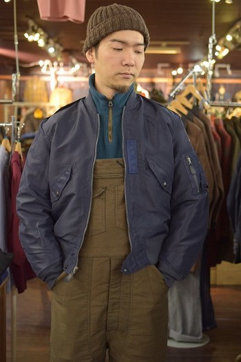 バズリクソン　Ｌ－２Ａ　プレーンモデル入荷　