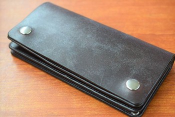 OPUS INCEPTION 新作トラッカーウォレット入荷。