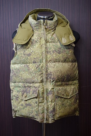 コリンボよりCLIMBER’S DOWN VEST入荷です。