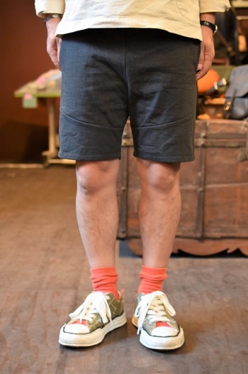 コリンボ ショートパンツ ご紹介