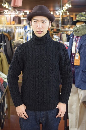 ジェラード　タートルネックセーター　入荷