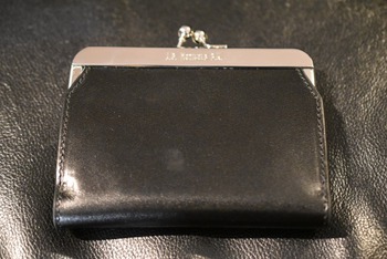 マニフォールド　馬ヌメ がま口　入荷です。