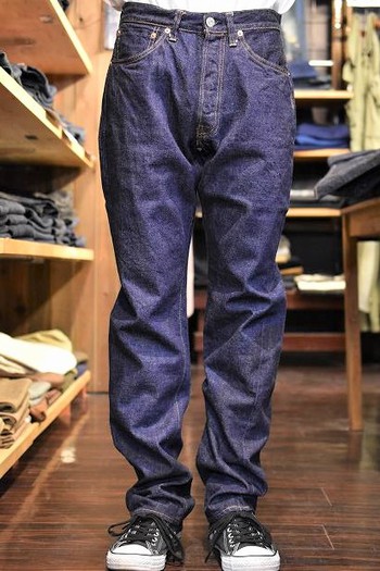 別注 大江洋服店 BO-02XX のシルエットをご覧あれ