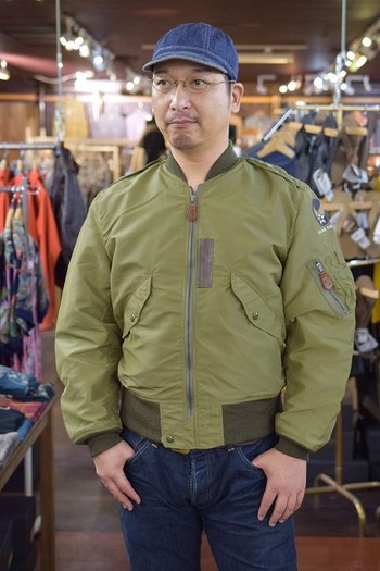 今年のアウター　第一弾入荷です
