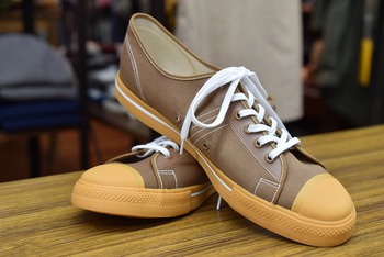 ダッパーズ　Dappers Brand Canvas Sneakers LOT1403