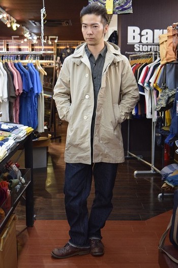 こいつを待っていた！　byコリンボ　LIGHT HOODY COAT 　ベージュ