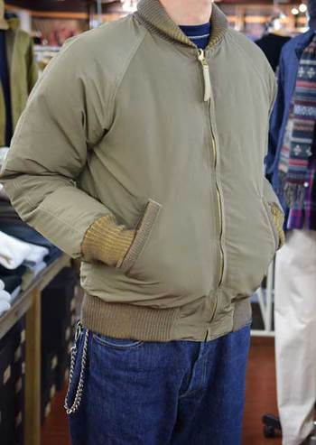 COLIMBO GENERAL DOWN JACKET カーキ