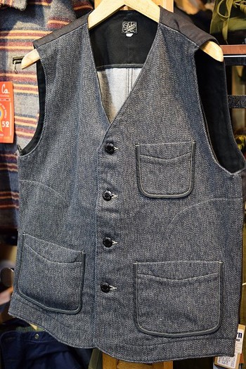 ダリーズ　Maxwell　入荷