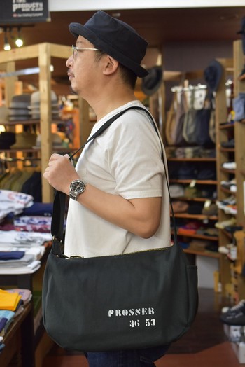 クッシュマン　CANVAS MESSENGER BAG 　希少モデル