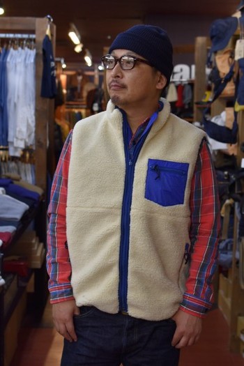 シュガーケーン　BOA FLEECE REVERSIBLE VEST 入荷です