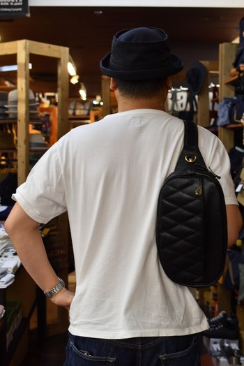 リアルマッコイズ BUCO HORSEHIDE LEATHER SHOULDER BAG いかがでしょうか？
