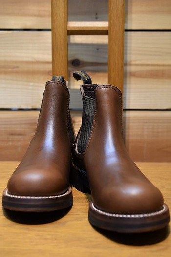 久しぶりの入荷です。STAN オイルブラウン　ローリングダブトリオ