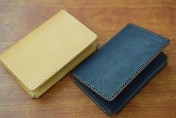 マニフォールド　名刺入れ　再入荷しました。