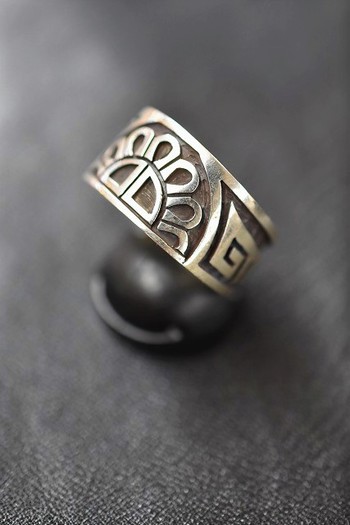 インディアンジュエリー　リング　ホピ族　ロングチェーンも入荷