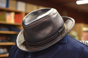 忘れ去られていた別注レザー  Pork Pie HAT 今週末入荷します!!