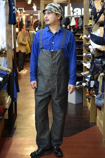 コリンボ OLD MIDSHIPMENS BIB OVERRALL プレーン ブラックオリーブ　XLを着る