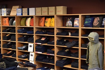 当店はジーパン屋です!!