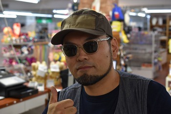 売れ筋商品と店休日のご案内