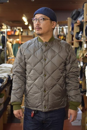 リアルマッコイズ NYLON QUILTED DOWN JACKET 入荷です