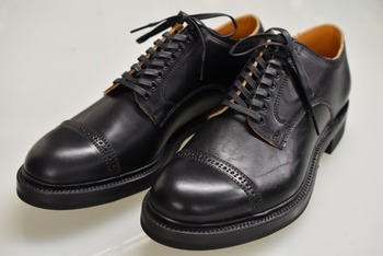 メイカーズ　WORK OUT BLUCHER　ホースバットver 入荷です