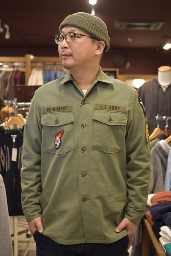 バズリクソンズ　SHIRT,MAN’S,COTTON SATEEN,　ジョンレノンver