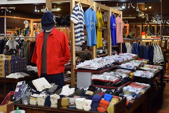 Tシャツ売り場拡大中!!!