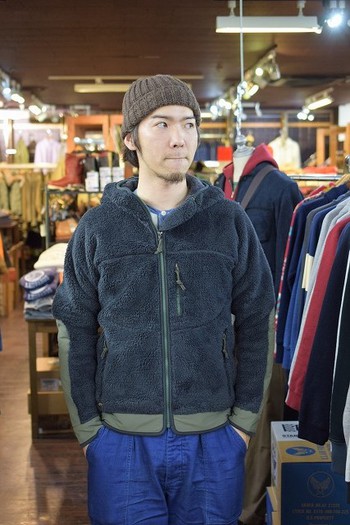コリンボ　NORTH ELBA THERMAL HOODY